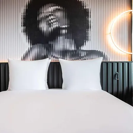 Tribe Hotel