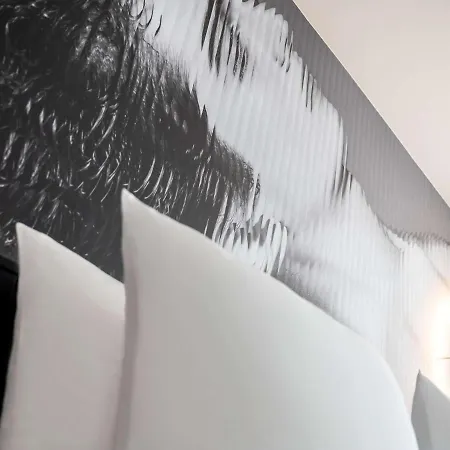 Tribe Hotel 4*