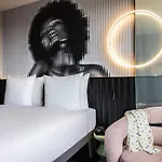 Hotel Tribe