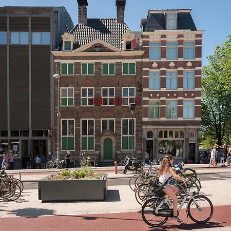 Tribe 4* Amsterdam