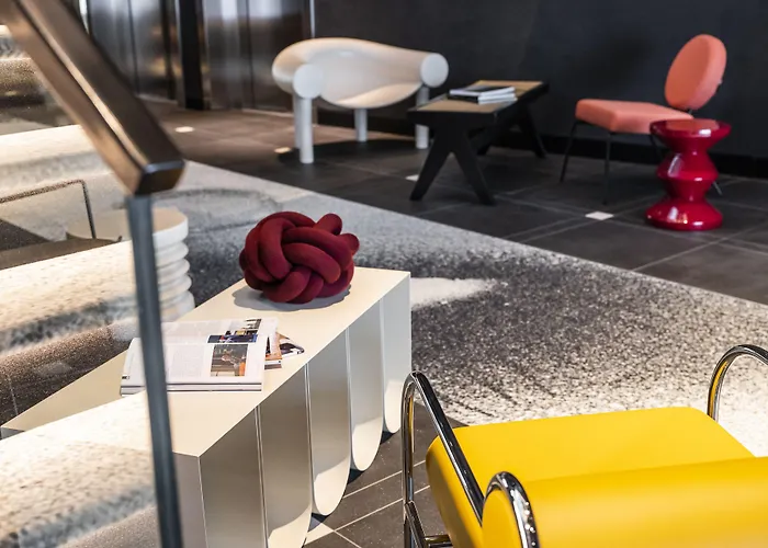 Tribe אמסטרדם