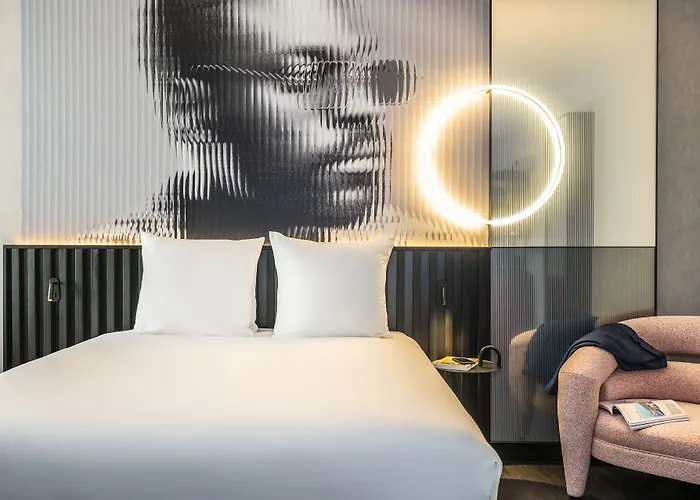 Tribe 4* אמסטרדם